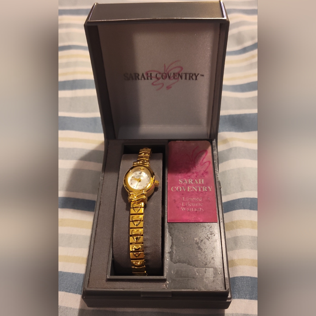 Nwt! Vintage Sarah Coventry Gold Women's Watch With Heart Band